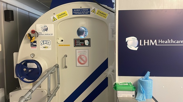 Hyperbaric chamber